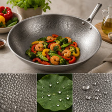 Lade das Bild in den Galerie-Viewer, TitanPure Pro – Beschichtungsfreie Wok-Pfanne ohne PFAS &amp; PTFE

